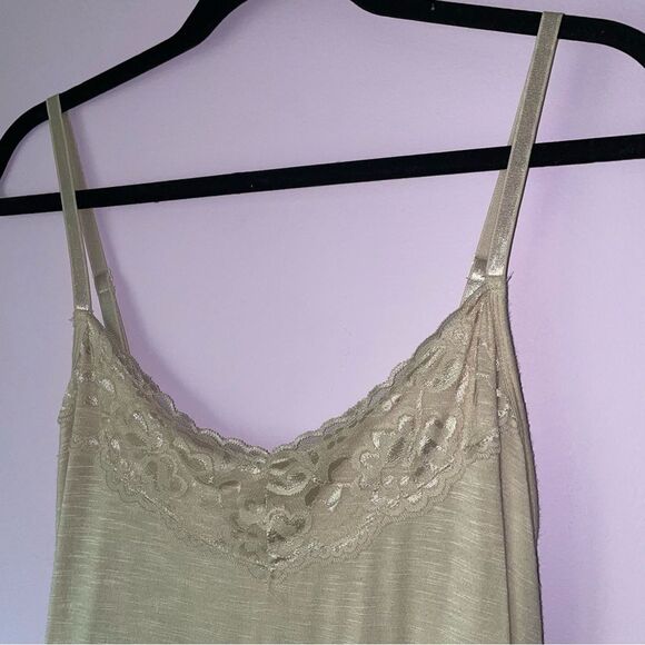 DressBarn Size L Tan Cami w Lace Trim 90s Y2K Neutral Basic - Picture 2 of 7